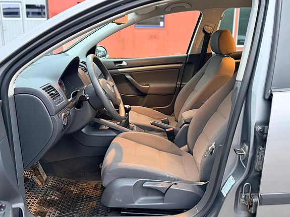 Volkswagen Golf V 10 of 18