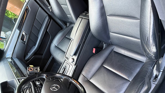 Mercedes-Benz E200 19 of 21
