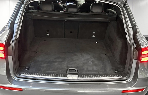 Mercedes-Benz E220 8 of 10