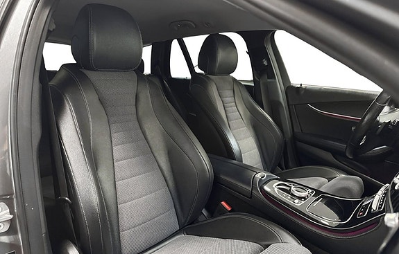 Mercedes-Benz E220 7 of 10