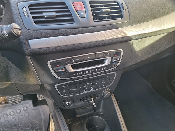 Renault Megane III 7 of 10