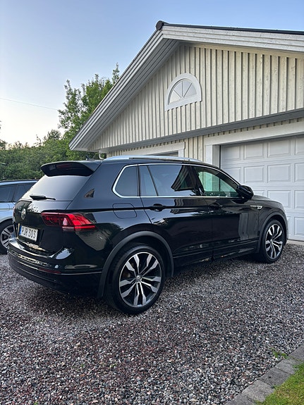 Volkswagen Tiguan 4 of 7