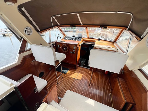 Storebro 31 Baltic -78 | Volvo Penta TAMD40B -95 | Axlar 3 of 12