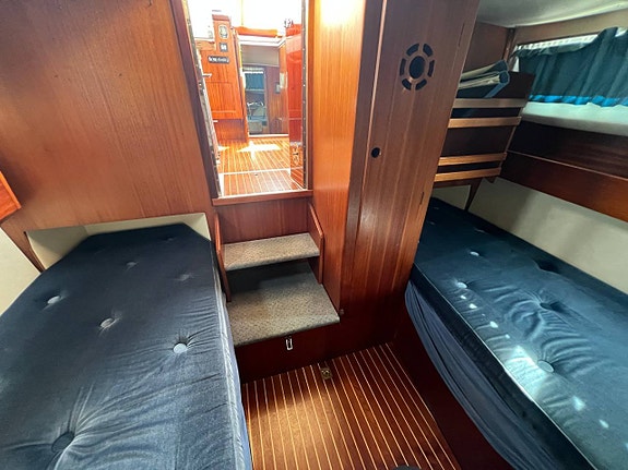 Storebro 31 Baltic -78 | Volvo Penta TAMD40B -95 | Axlar 10 of 12