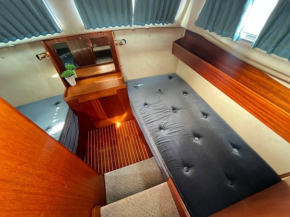 Storebro 31 Baltic -78 | Volvo Penta TAMD40B -95 | Axlar 11 of 12