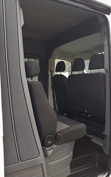 Volkswagen Crafter 11 of 24