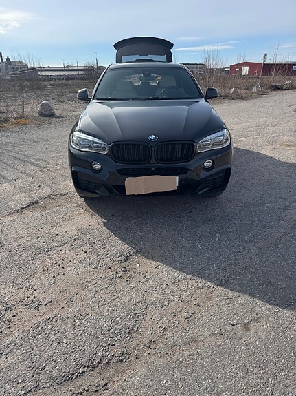BMW X6 2 of 10