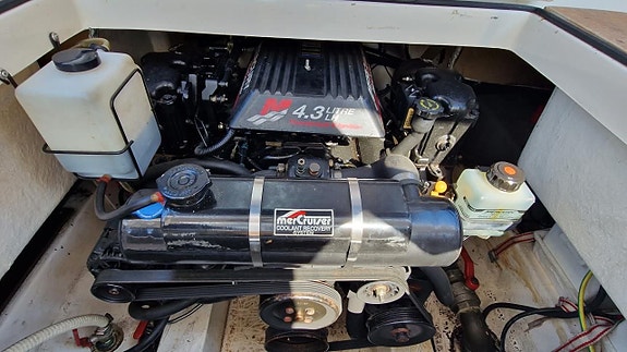 Aquador 22 HT 6 of 14
