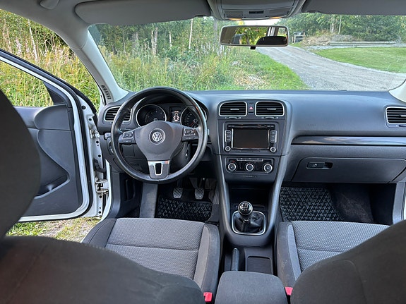 Volkswagen Golf VI 5 of 8