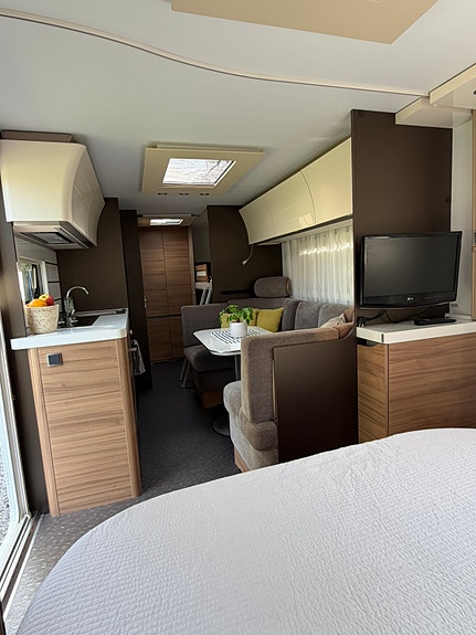 Adria Alpina 663 PT 17 of 18