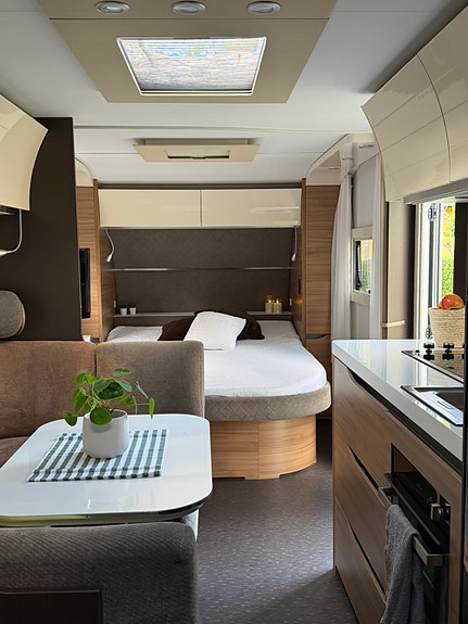 Adria Alpina 663 PT 7 of 18