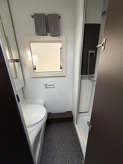 Adria Alpina 663 PT 8 of 18