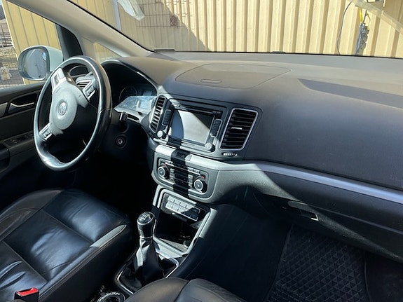 Volkswagen Sharan 6 of 12