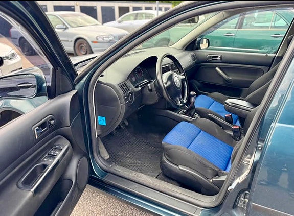 Volkswagen Golf IV 6 of 9