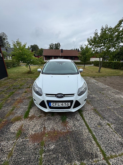Ford Focus 3 of 8