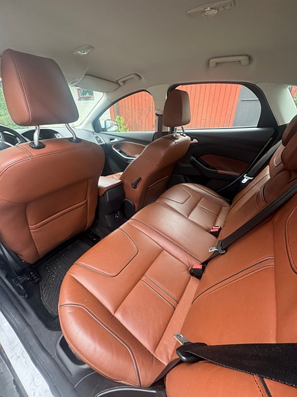Ford Focus 6 of 8