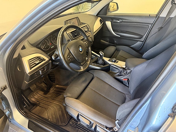 BMW 118d 6 of 11