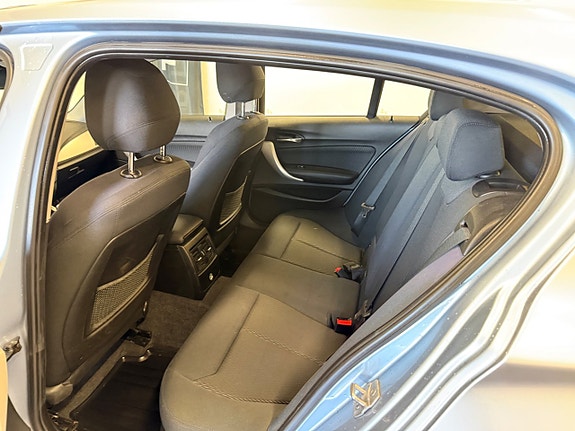 BMW 118d 7 of 11