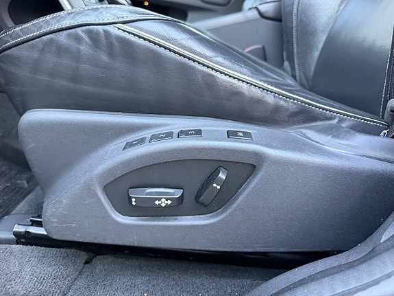 Volvo XC60 10 of 15