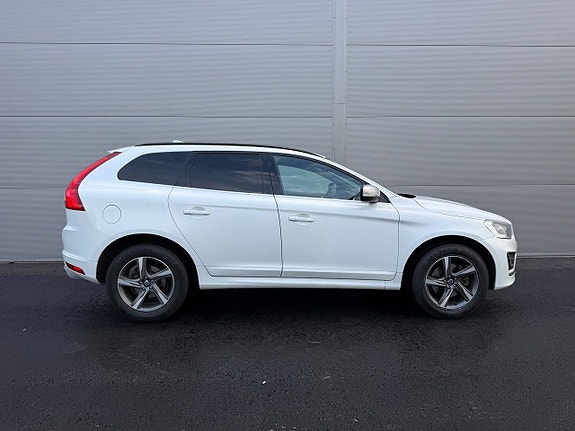 Volvo XC60 6 of 15