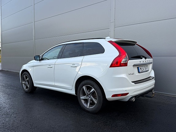 Volvo XC60 7 of 15