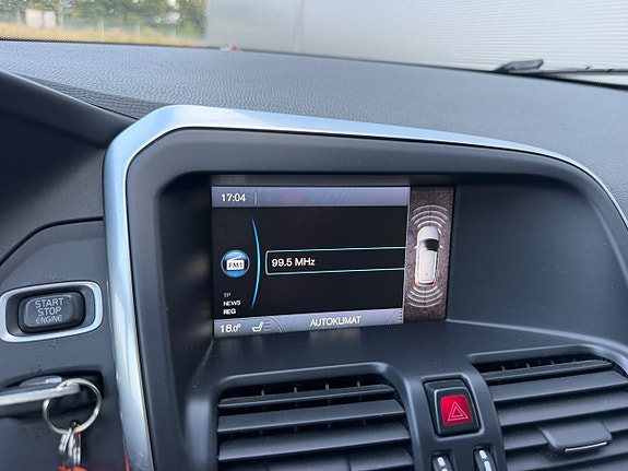 Volvo XC60 13 of 15