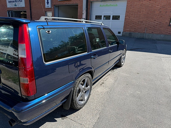 Volvo V70 4 of 8
