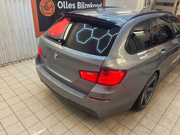 BMW 520d 3 of 6