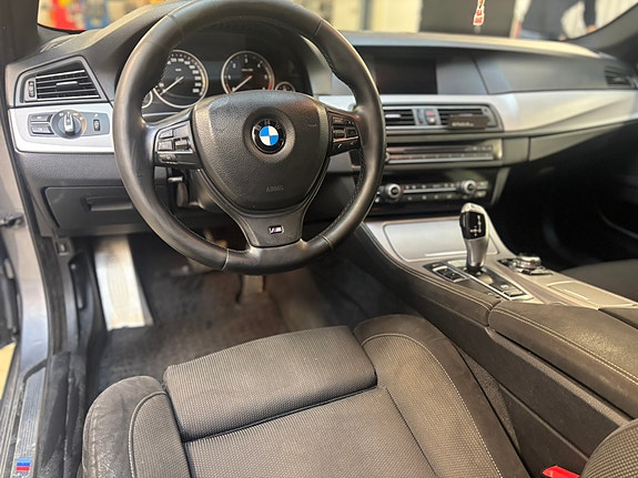 BMW 520d 4 of 6