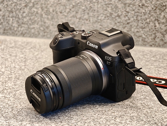 Canon Canon EOS R7