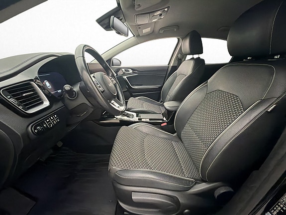Kia XCeed 12 of 30