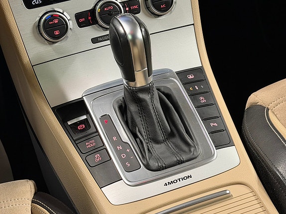 Volkswagen CC 18 of 28