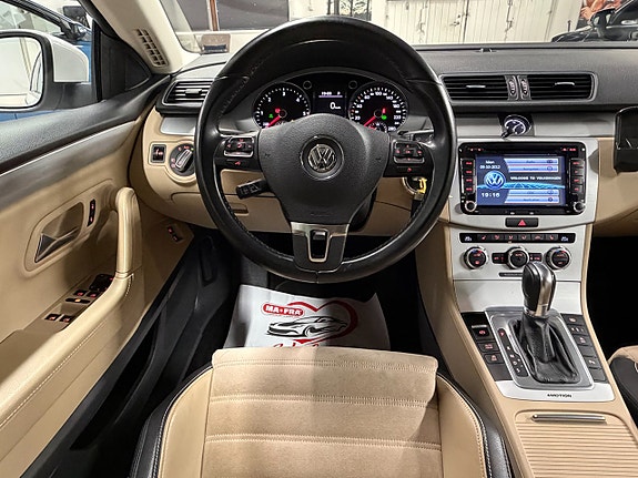 Volkswagen CC 12 of 28