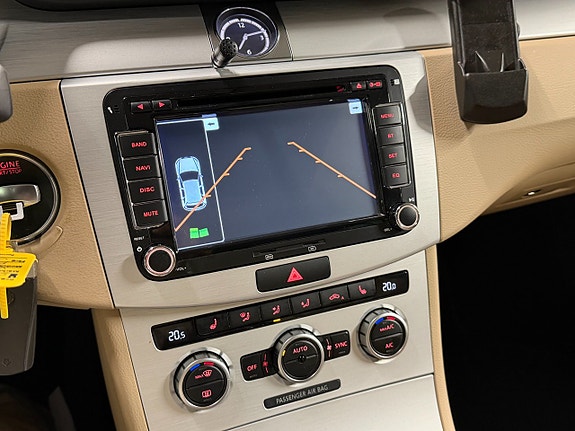 Volkswagen CC 15 of 28