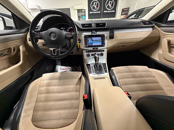 Volkswagen CC 11 of 28