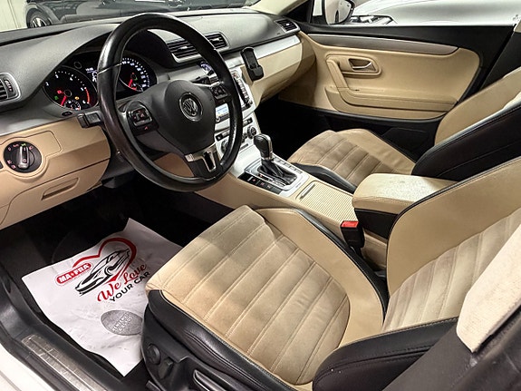 Volkswagen CC 22 of 28