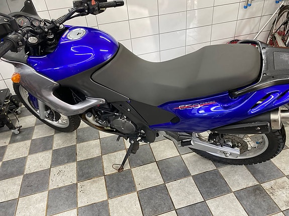 Aprilia Pegaso 650 2 of 3