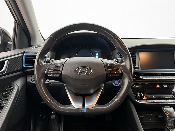 Hyundai IONIQ 14 of 30