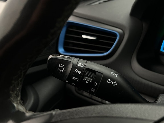 Hyundai IONIQ 17 of 30