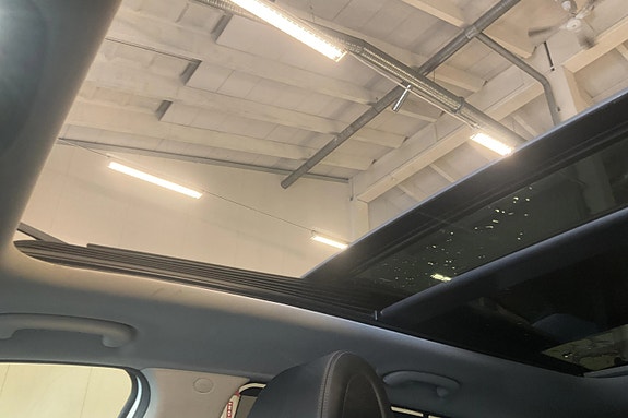 Kia Sorento 12 of 16