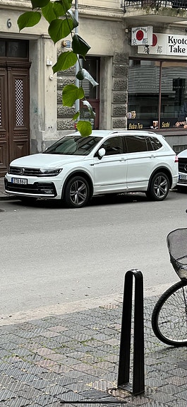 Volkswagen Tiguan Allspace 7 of 8