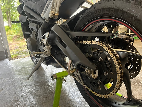 Triumph STREET TRIPLE RS 5 of 6