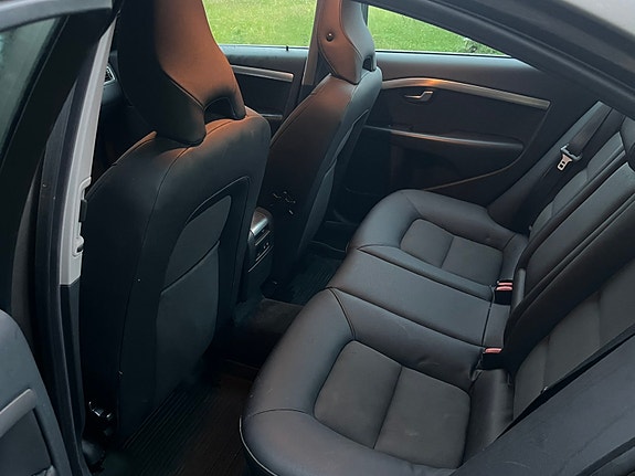 Volvo S80 16 of 26