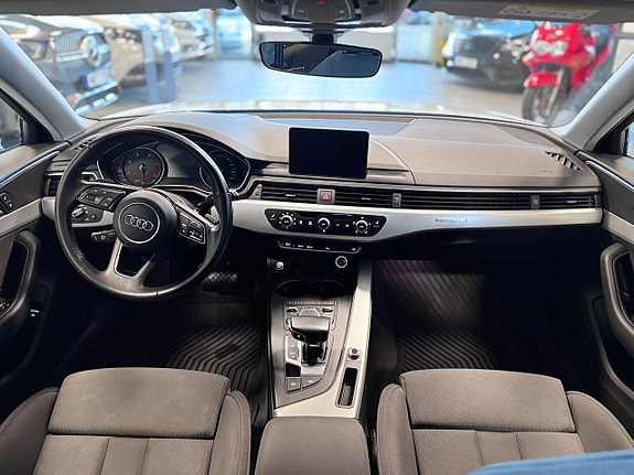 Audi A4 13 of 15