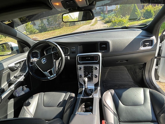 Volvo V60 8 of 8
