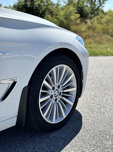 BMW 320d 5 of 13