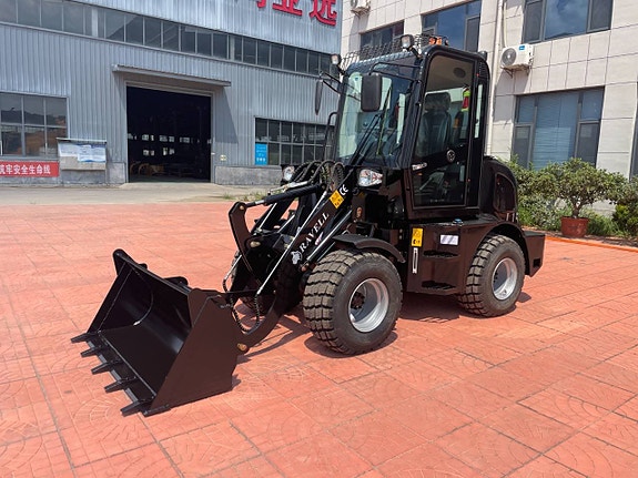 Ravell L15 - Hjullastare - Lyfter 800 kg
