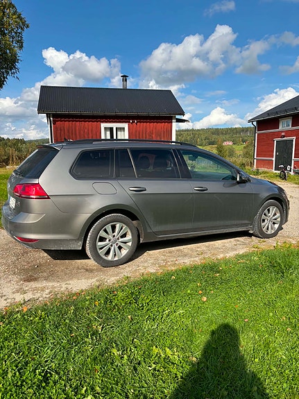 Volkswagen Golf VII 3 of 7