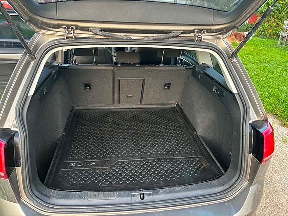 Volkswagen Golf VII 7 of 7