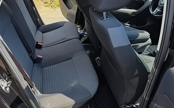Volkswagen Polo 12 of 15